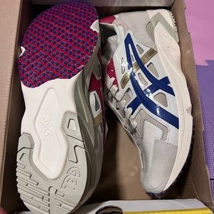 Asics “Muay Thai” Carnival Deadstock size 11.5